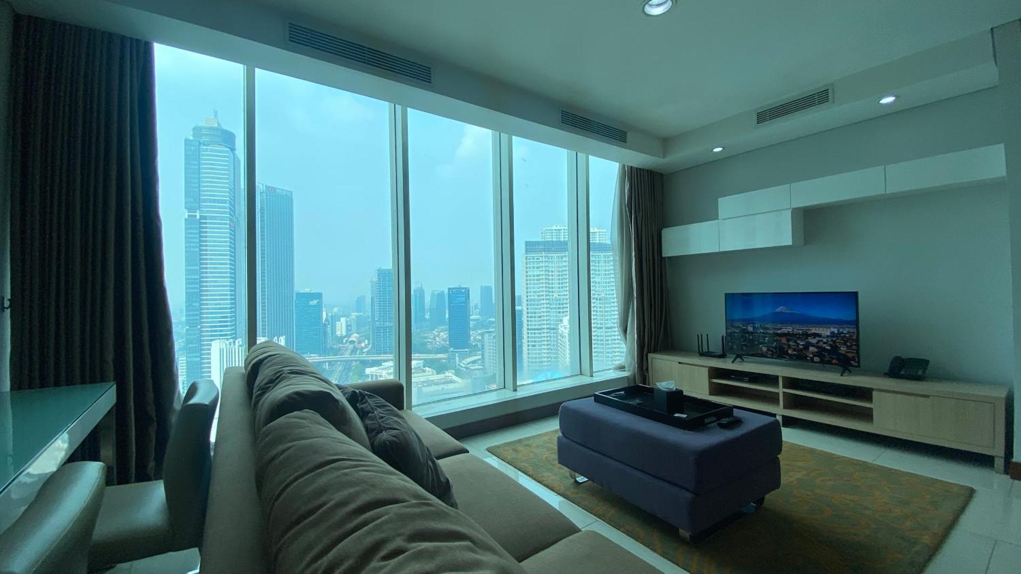 The H Tower Rasuna Suites Kuningan Jakarta By Villaloka Экстерьер фото