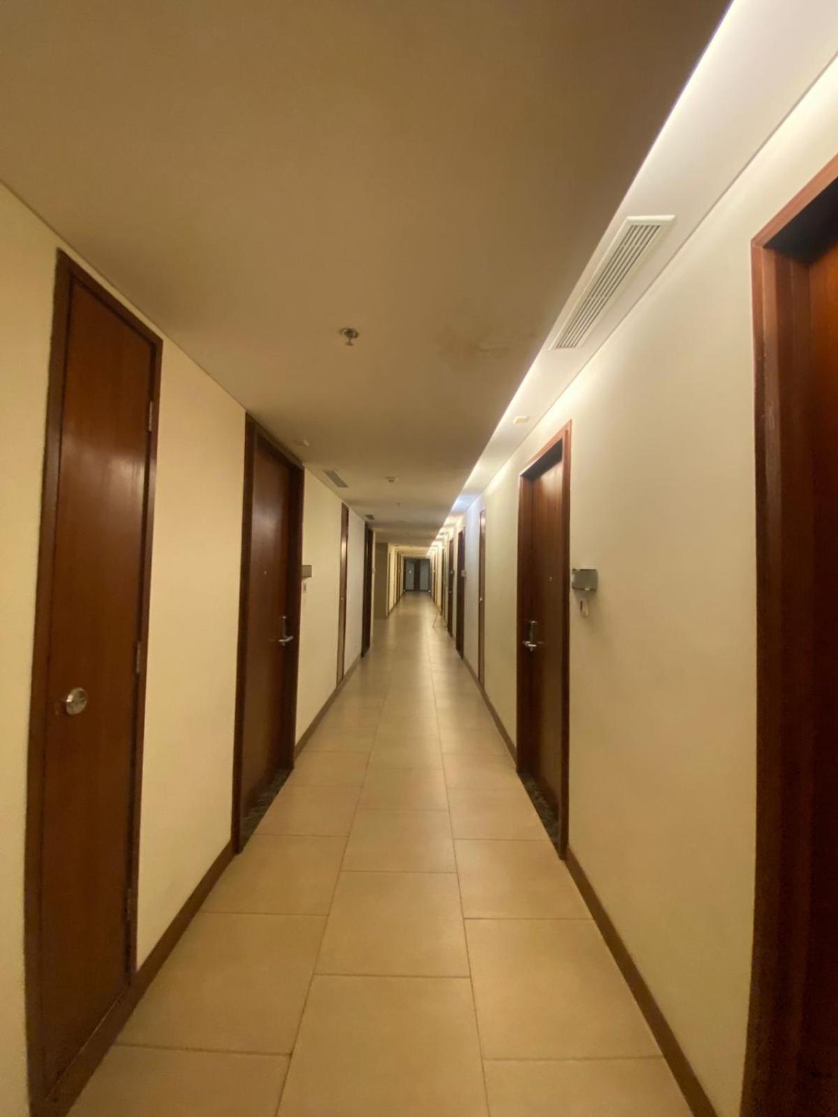 The H Tower Rasuna Suites Kuningan Jakarta By Villaloka Экстерьер фото