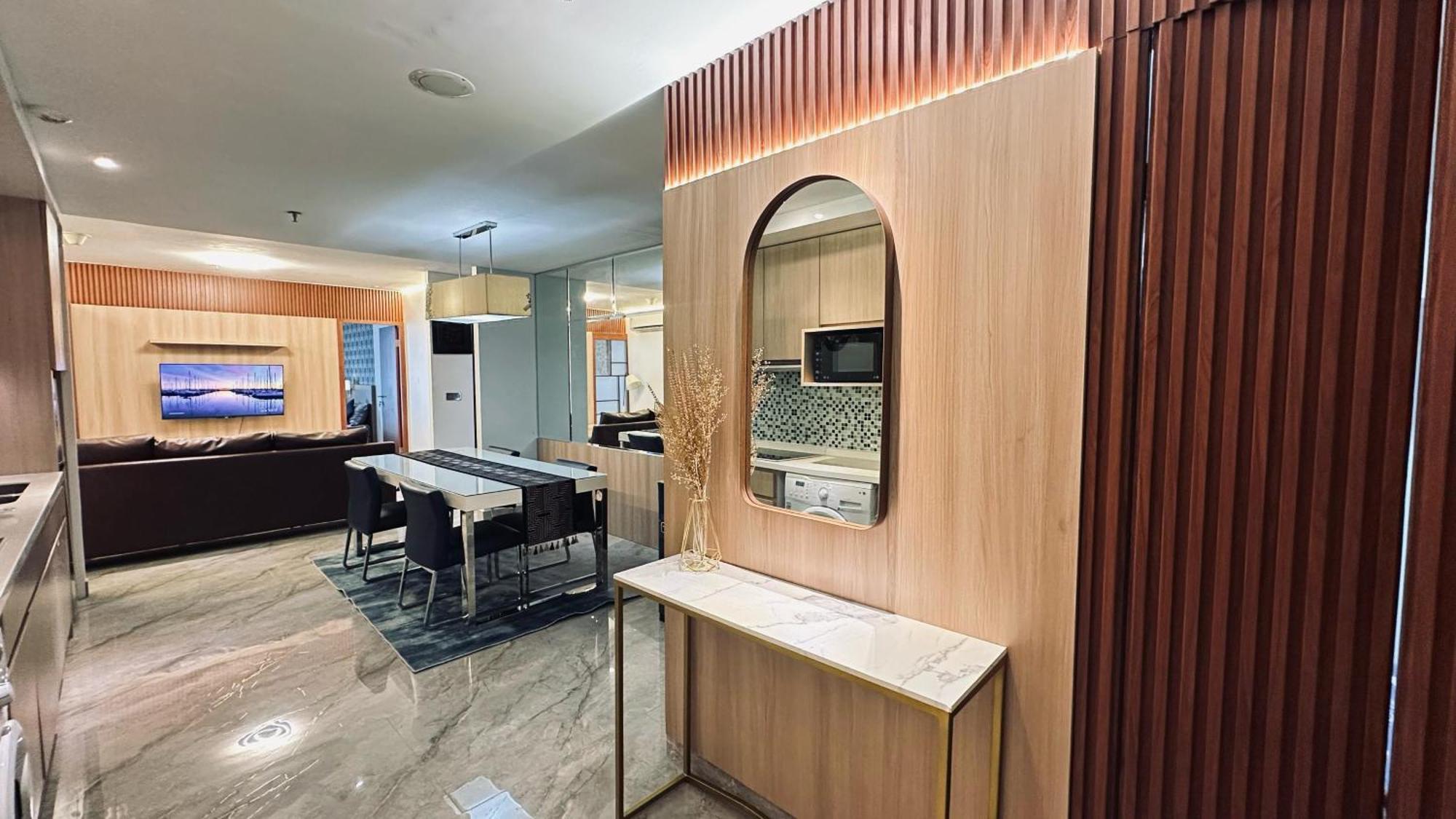 The H Tower Rasuna Suites Kuningan Jakarta By Villaloka Экстерьер фото